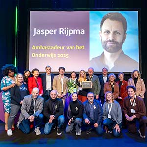 Leraar Jasper Rijpma wint Onderwijs Ambassadeurs Award op NOT